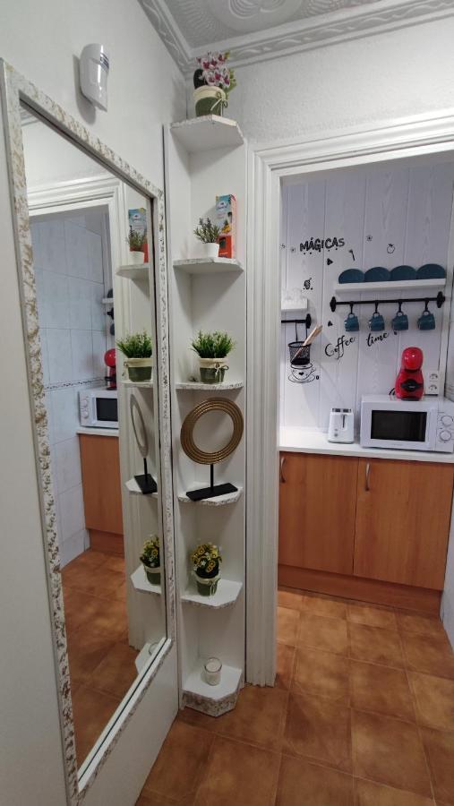 Acogedor Alojamiento En Trinitat Vella Apartment Barcelona